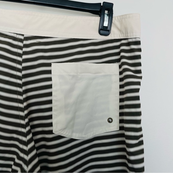 Acacia Men's Surf Trunks Green Stipe Board shorts - Size 32 - Picture 4 of 7